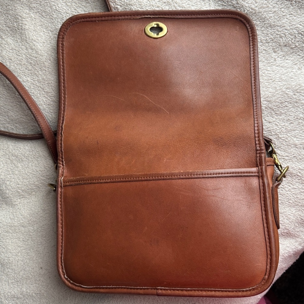 Vintage Coach Pocket Purse 9755 British Tan - Picture 15 of 15